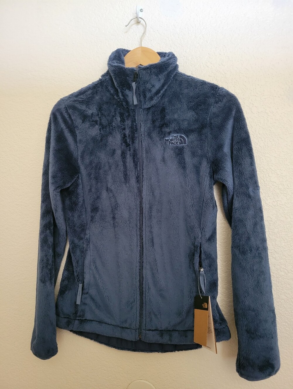 NWTThe North Face Women's Plush Full-Zip Osito Jacket - Navy Blue